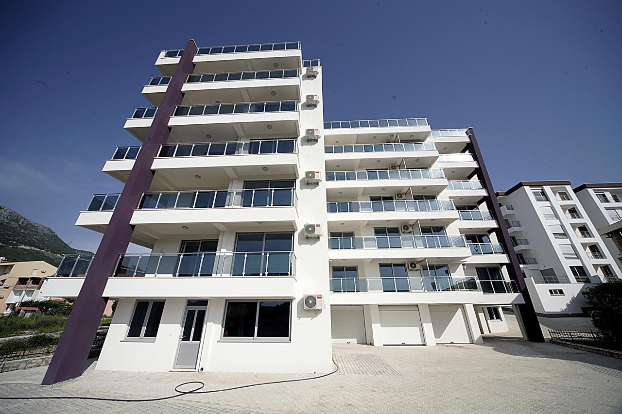 Sea Star Apartment Добра Вода Екстер'єр фото