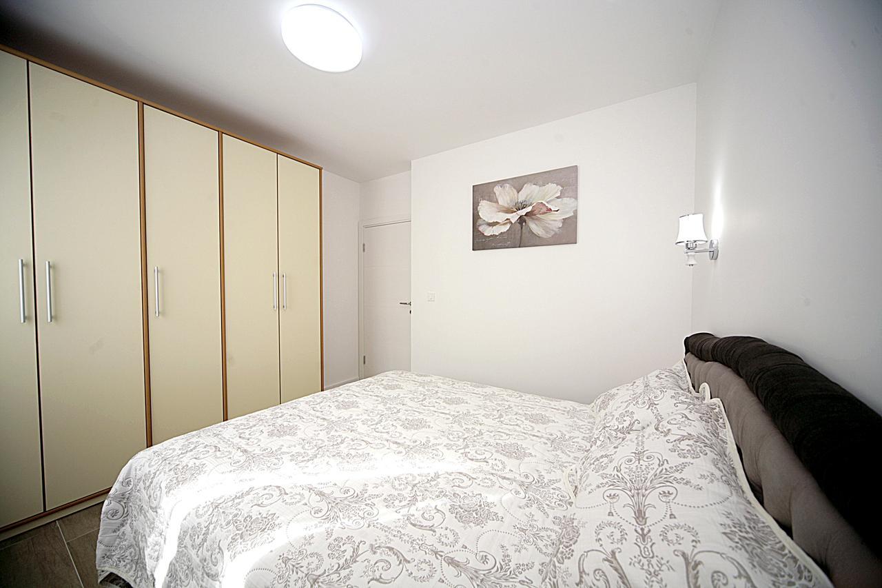 Sea Star Apartment Добра Вода Екстер'єр фото