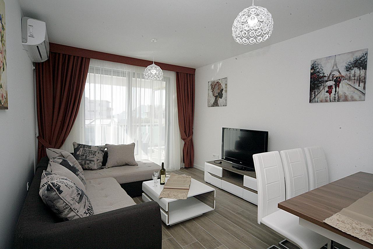 Sea Star Apartment Добра Вода Екстер'єр фото