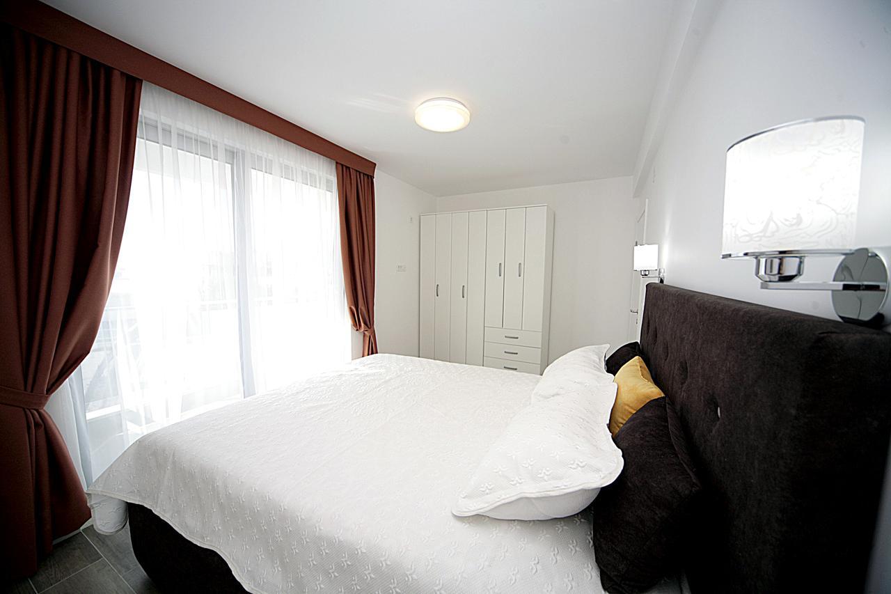 Sea Star Apartment Добра Вода Екстер'єр фото
