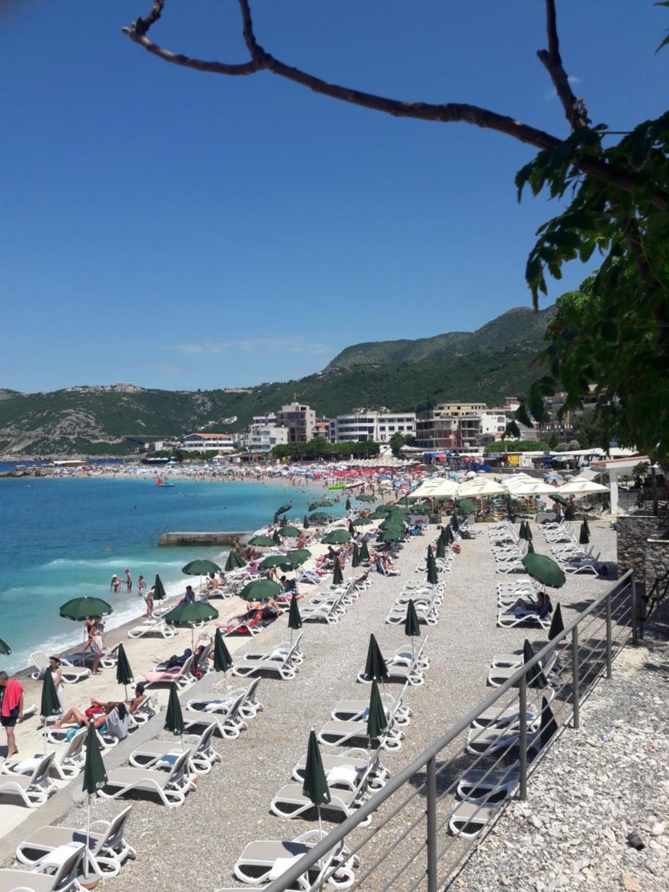 Sea Star Apartment Добра Вода Екстер'єр фото